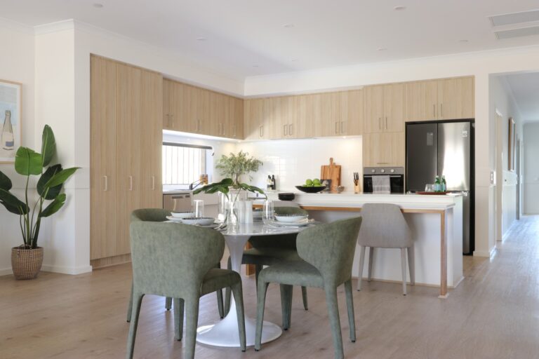 Vera-28-DinKitchen-Moreton Street-Frankston